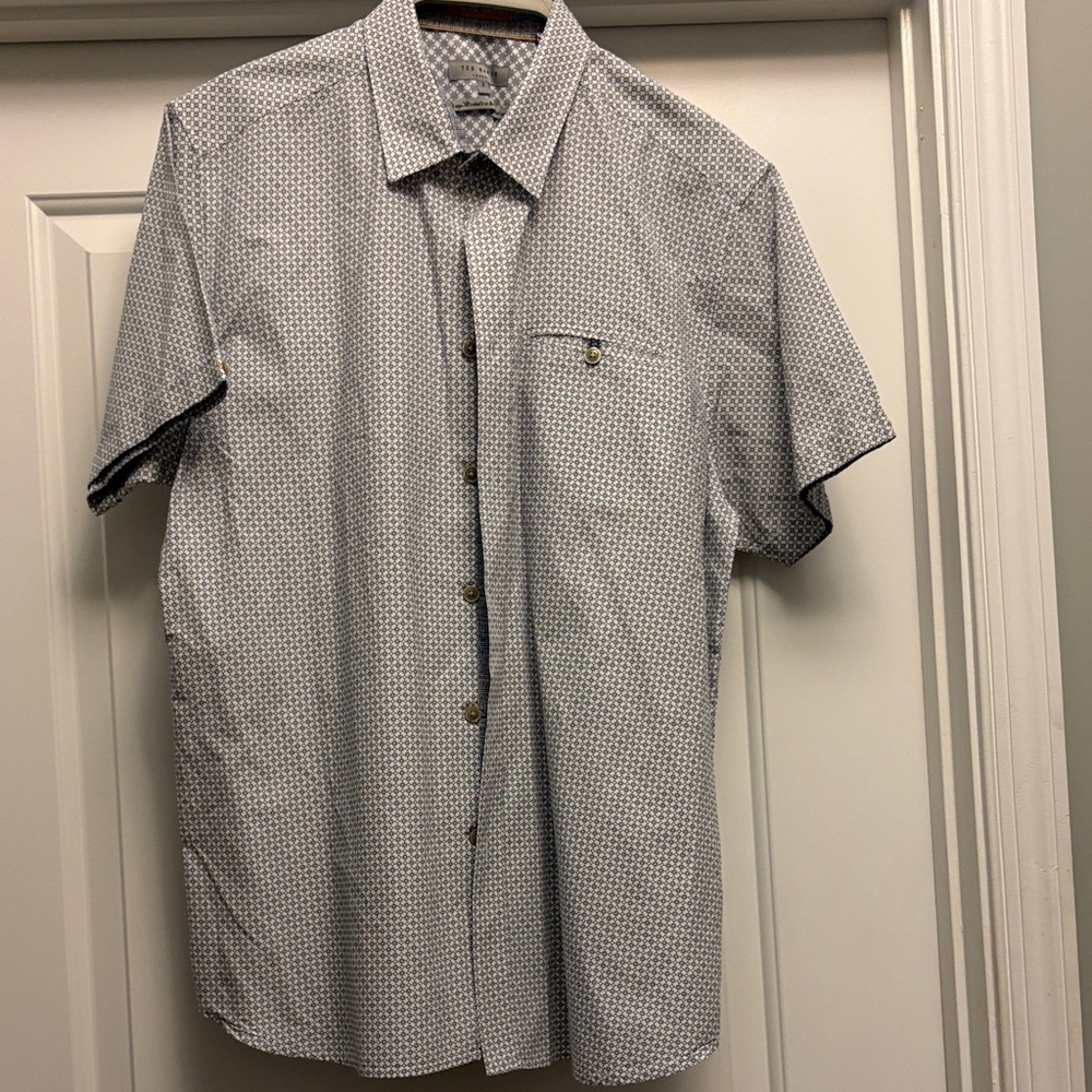 Ted Baker London Gray Patterned Button Down Shirt